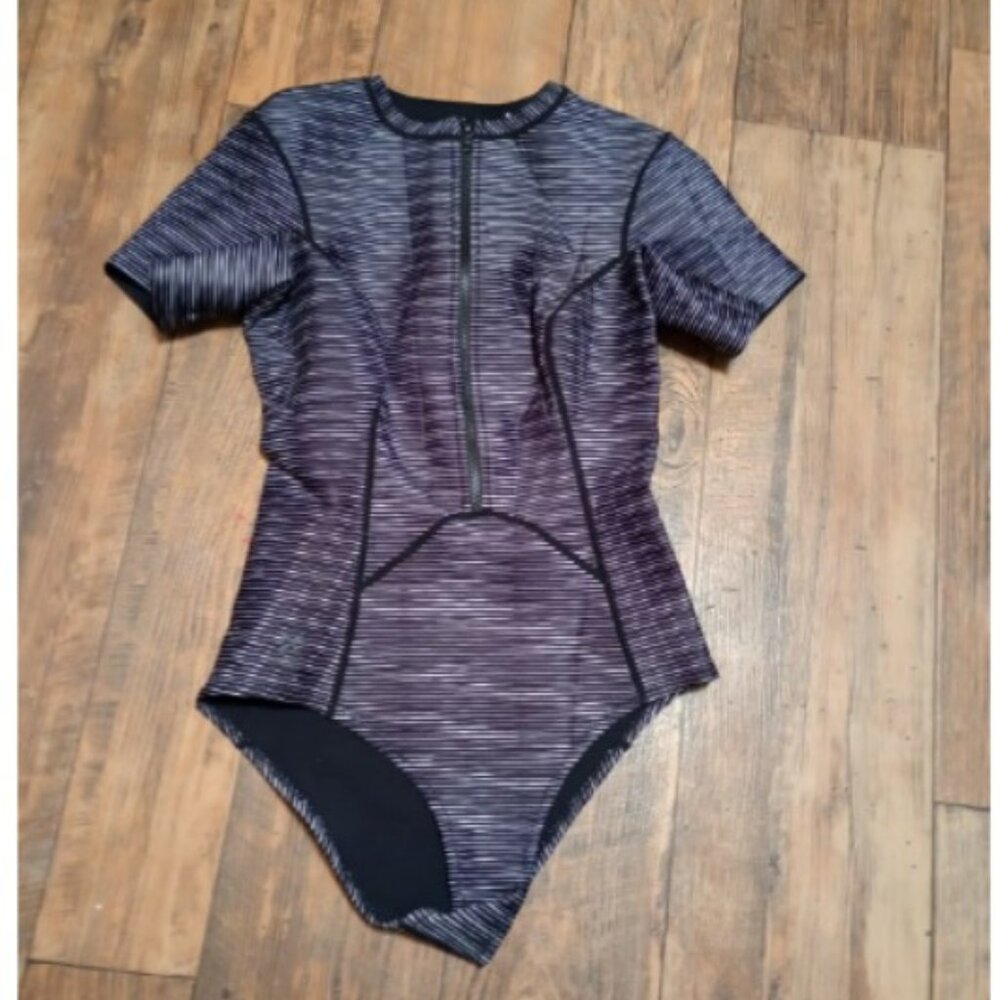 Level Six UPF 50+ Protection Women's Size Medium Suit paddle surf compression
